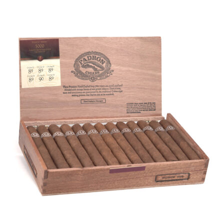 Padrón 帕德龙 Series 5000 Maduro 5000 马杜罗